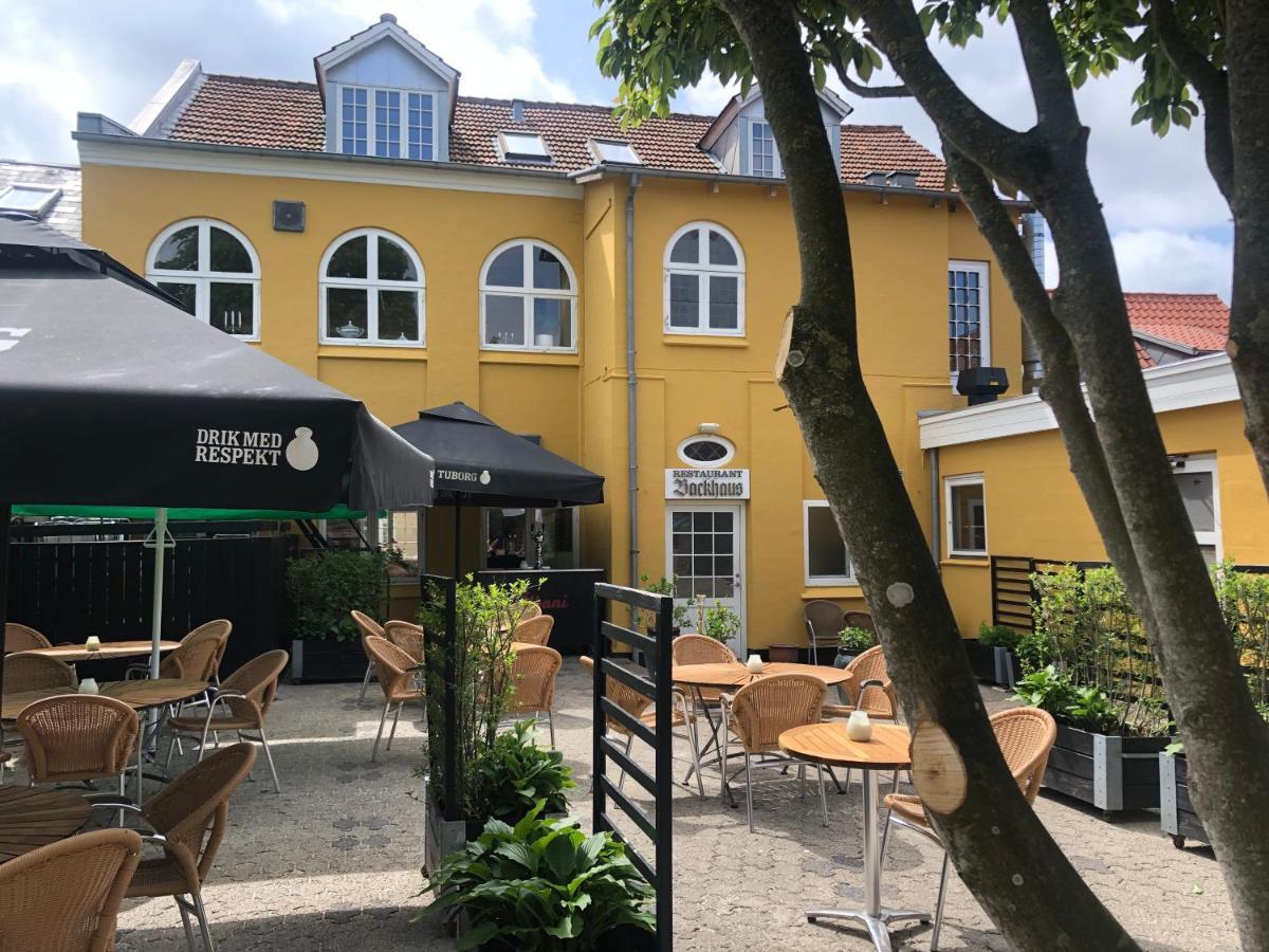 Отель Restaurant Backhaus Рибе Экстерьер фото